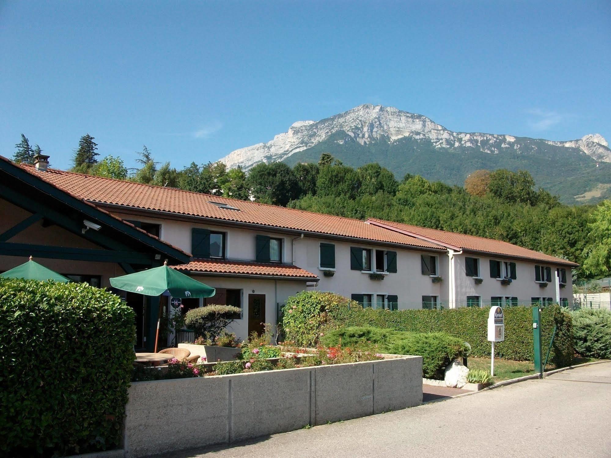 Kyriad Grenoble Sud - Seyssinet エクステリア 写真